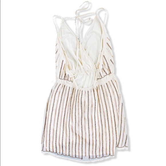 Elegant Cream Striped Dress - Picture 7 of 7